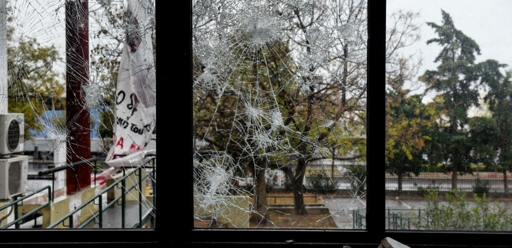 Θεσσαλονίκη: Προκαταρκτική εξέταση για την «οπισθοχώρηση αστυνομικών» την ημέρα του Πολυτεχνείου