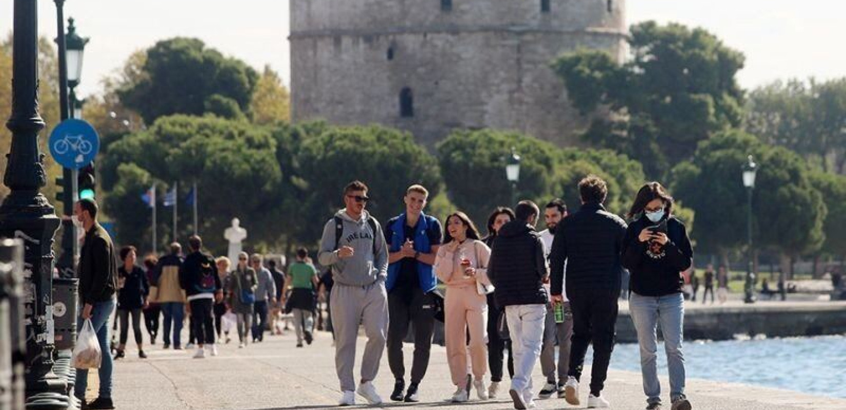 Οι "κόκκινες περιοχές" στη Βόρεια Ελλάδα και τα νέα περιοριστικά μέτρα - Ανησυχία για τα παιδιά