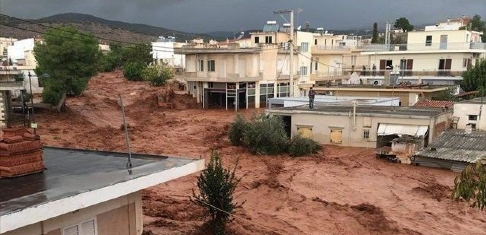 Δίκη για την πλημμύρα στη Μάνδρα: Ένοχοι η πρώην δήμαρχος και δύο στελέχη υπηρεσιών