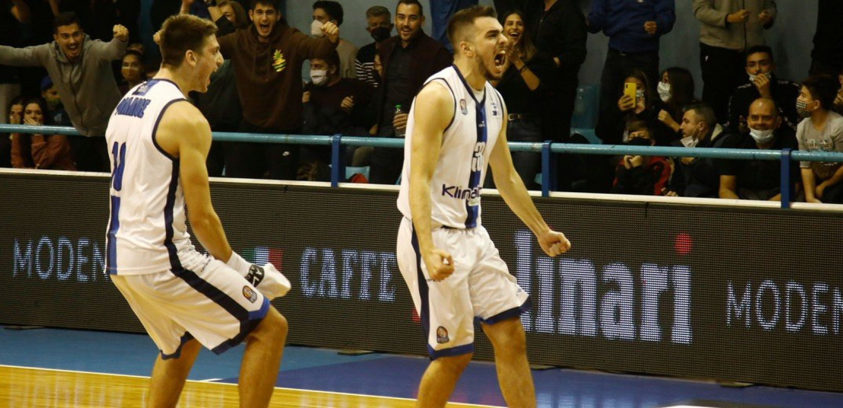 Μπάσκετ: Ο Ηρακλής διαμαρτύρεται για φάουλ στο τρίποντο του Παπαδάκη (βίντεο)