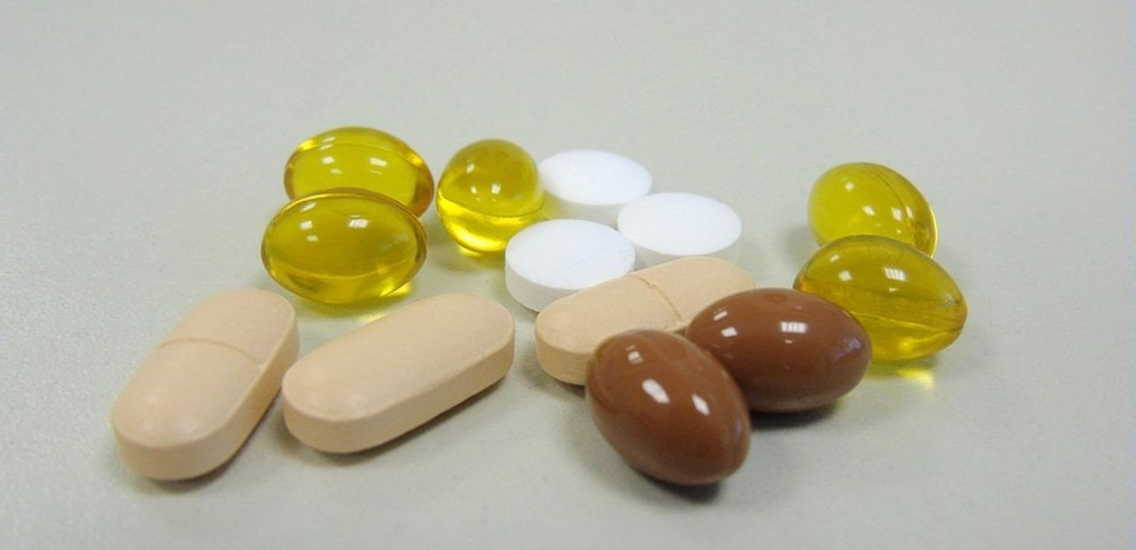 Πρώτη συνάντηση Χρυσοχοΐδη φαρμακοβιομηχάνων - Στο επίκεντρο η επάρκεια φαρμάκων