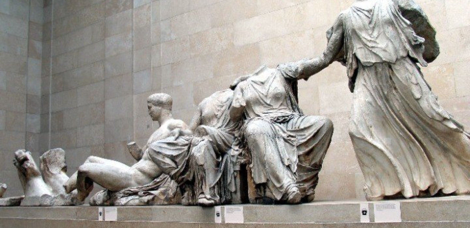 Άνω κάτω για τα γλυπτά του Παρθενώνα - Κοντά σε συμφωνία λέει το Bloomberg, διαψεύδει το υπουργείο
