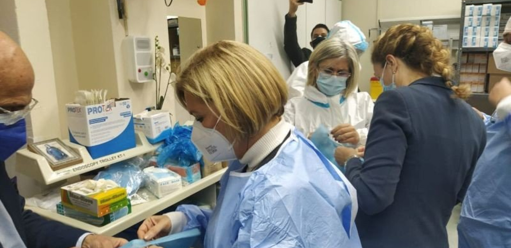 Στο εθνικό κέντρο αιμοδοσίας η Μίνα Γκάγκα