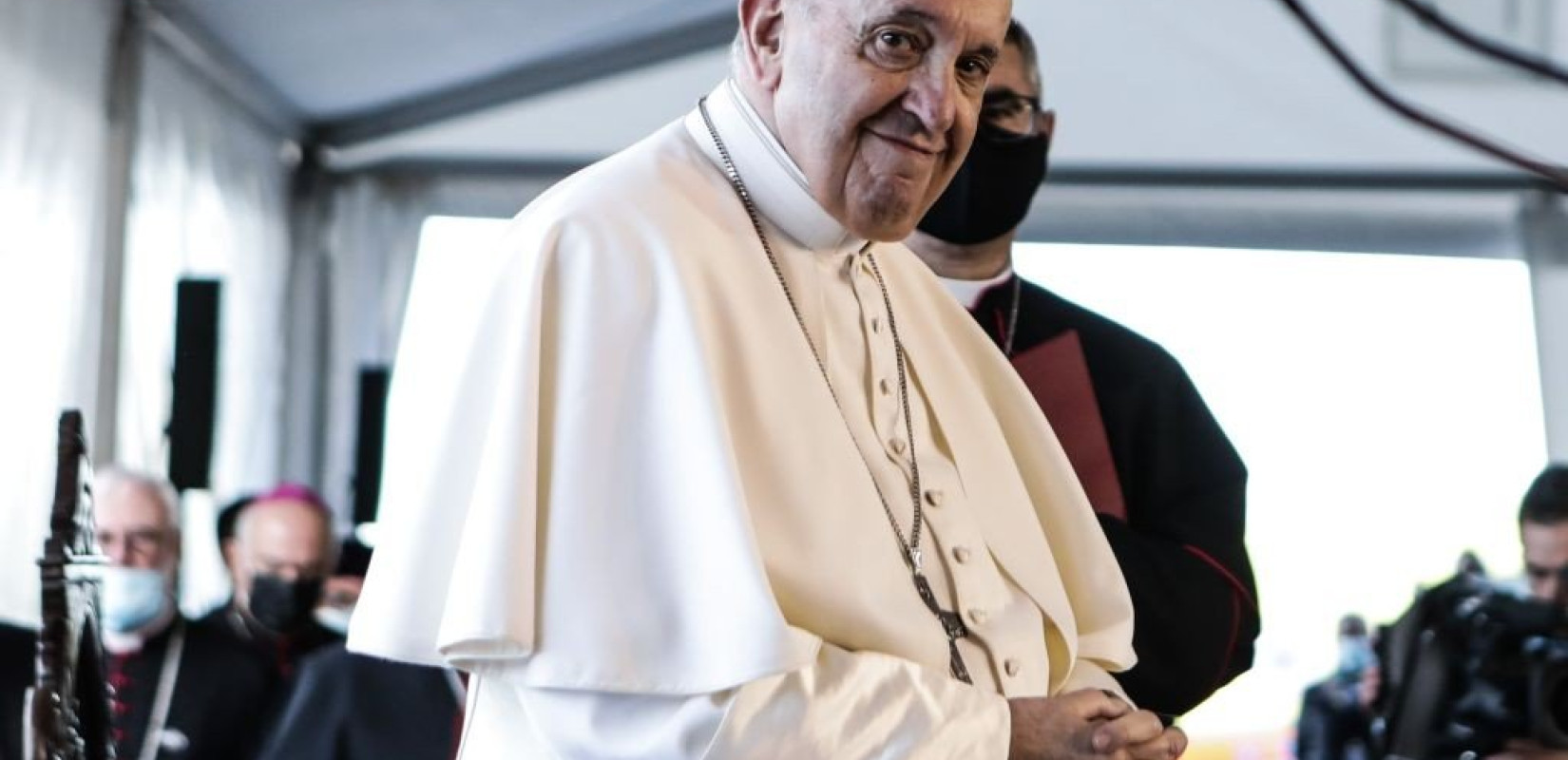 Βγήκε από το χειρουργείο ο πάπας Φραγκίσκος