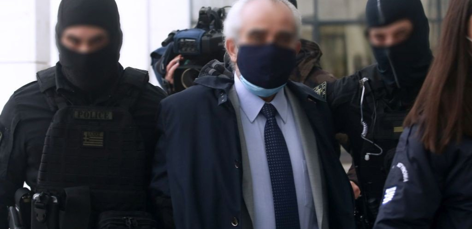 "Η σκλήρυνση κατά πλάκας θεραπεύεται" έλεγε ο ψευτογιατρός " σε δύο γυναίκες ασθενείς