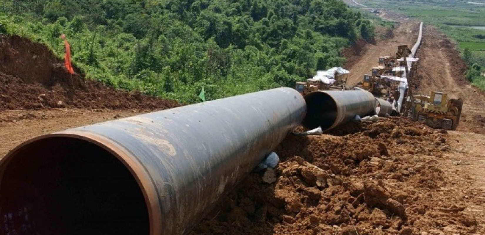 «Στο τραπέζι» ξανά αγωγός πετρελαίου... Μπουργκάς - Αλεξανδρούπολη!