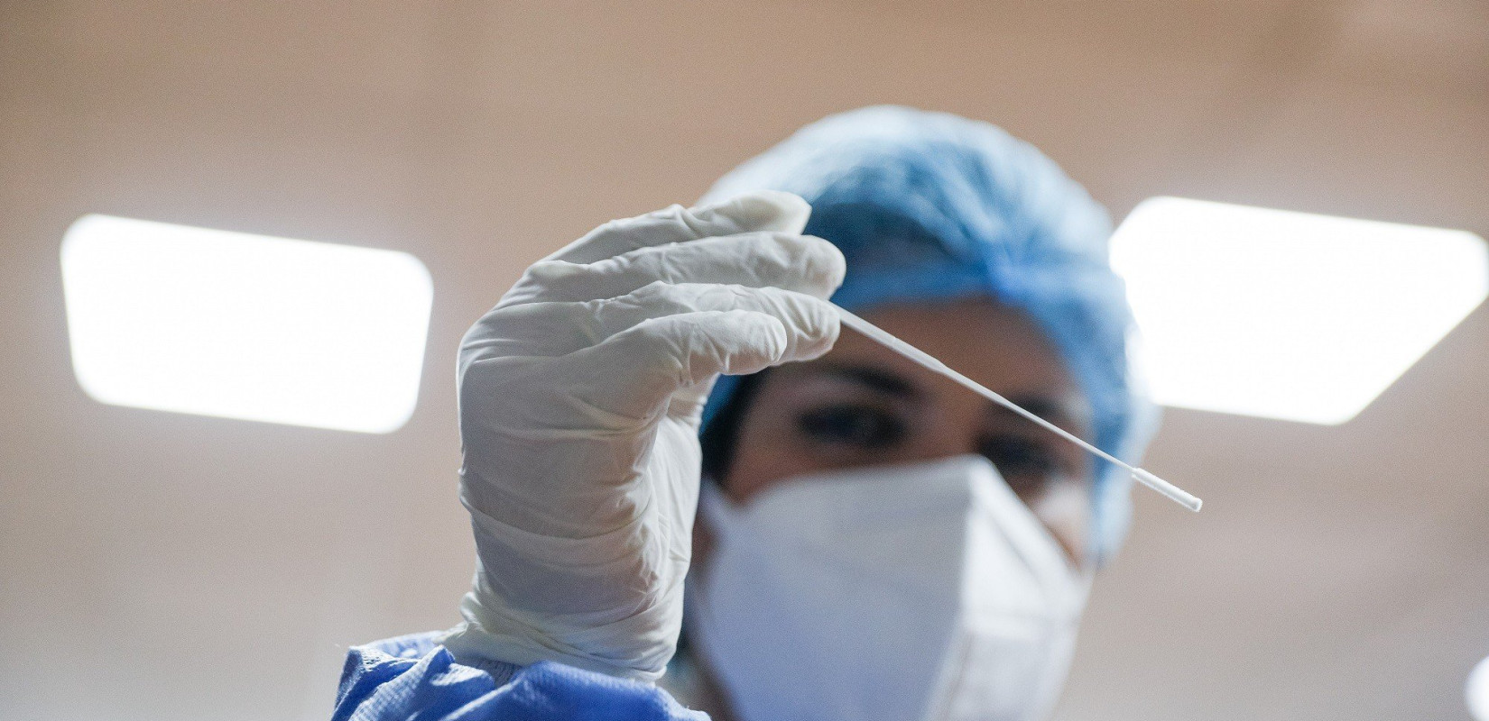 Παρέμεινε χαμηλά το Σάββατο ο δείκτης θετικότητας μετά τα rapid test κορονοϊού