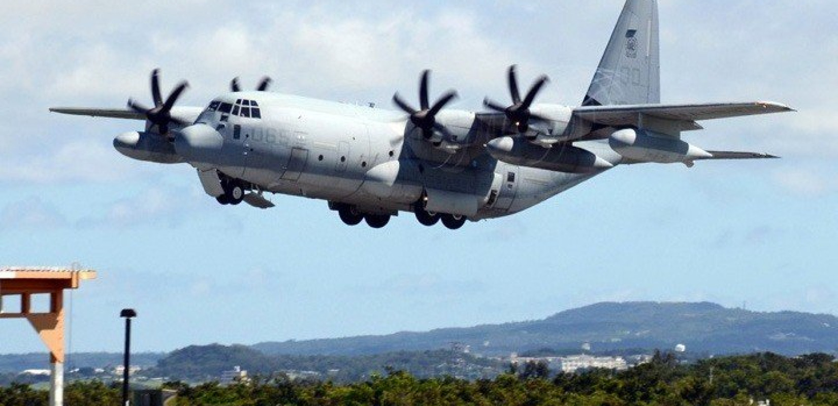 Δύο αμερικανικά στρατιωτικά αεροσκάφη συγκρούστηκαν στον αέρα