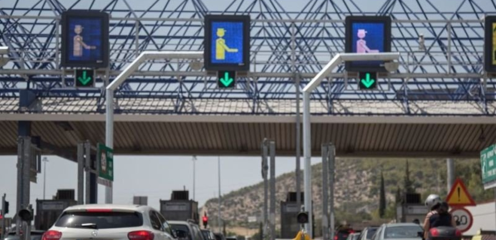 Με τις ψήφους της ΝΔ πέρασε από τη Βουλή η νέα σύμβαση παραχώρησης της Αττικής Οδού