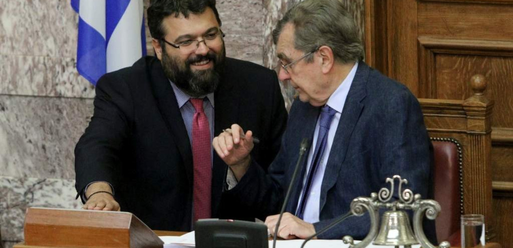 "Ασπίδα" στον Α. Τσίπρα ο Δ. Κρεμαστινός