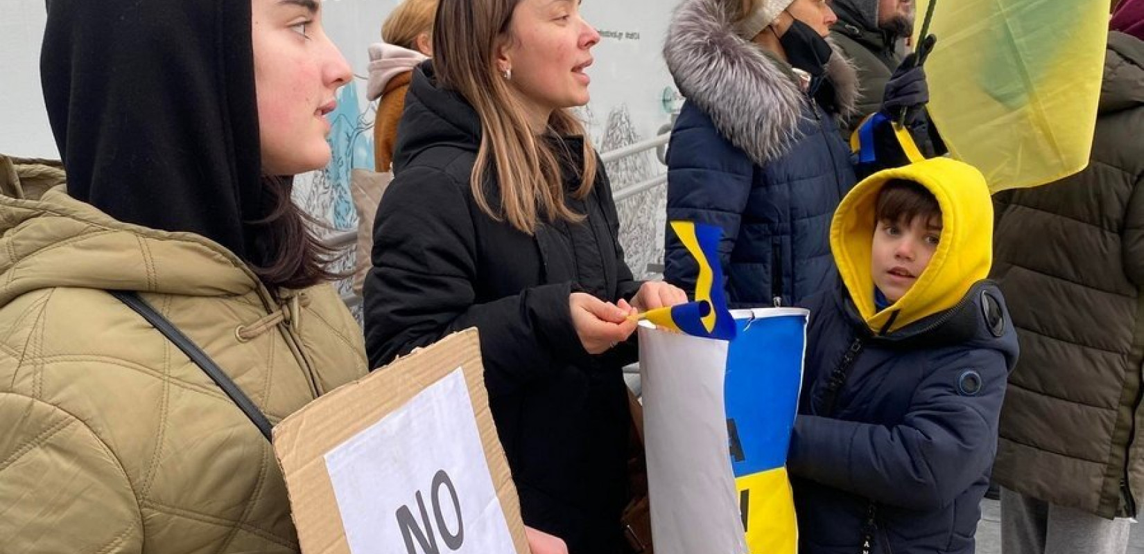 Παράταση έως τον Μάρτιο του 2027 για το καθεστώς προσωρινής προστασίας σε πάνω από 4 εκατομμύρια Ουκρανούς