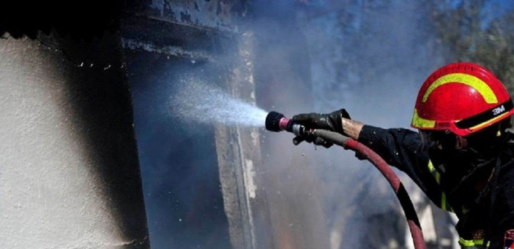 Φωτιά από θερμαντικό σώμα σε σπίτι στη Χαλκιδική