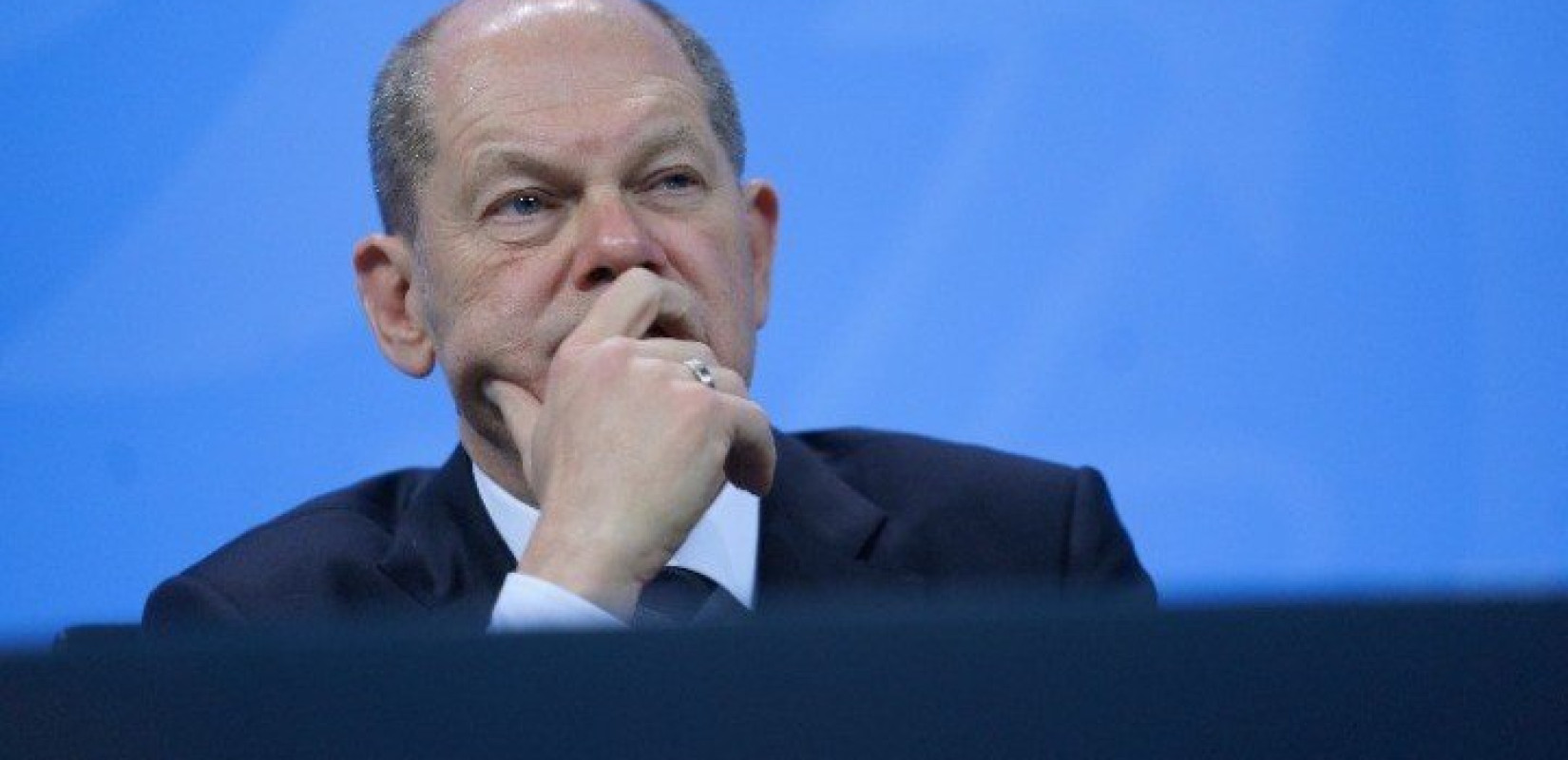 Γερμανία: Ο καγκελάριος Σολτς καταδικάζει την επίθεση έξω από το κουρδικό πολιτιστικό κέντρο στο Παρίσι