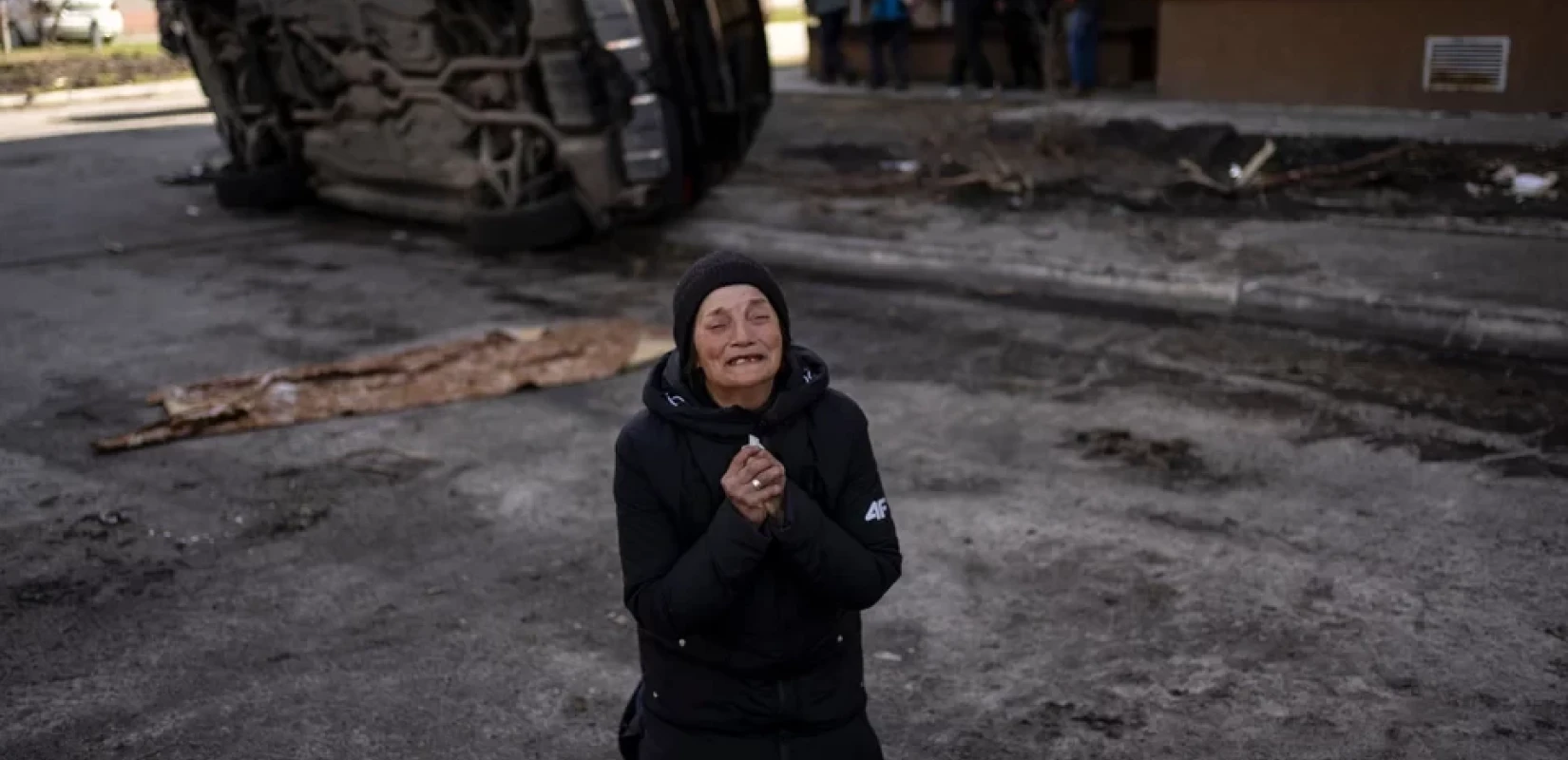 Ουκρανία: Από την Μπούτσα στο Κραματόρσκ, οι Ουκρανοί τιμούν τα θύματα του πολέμου