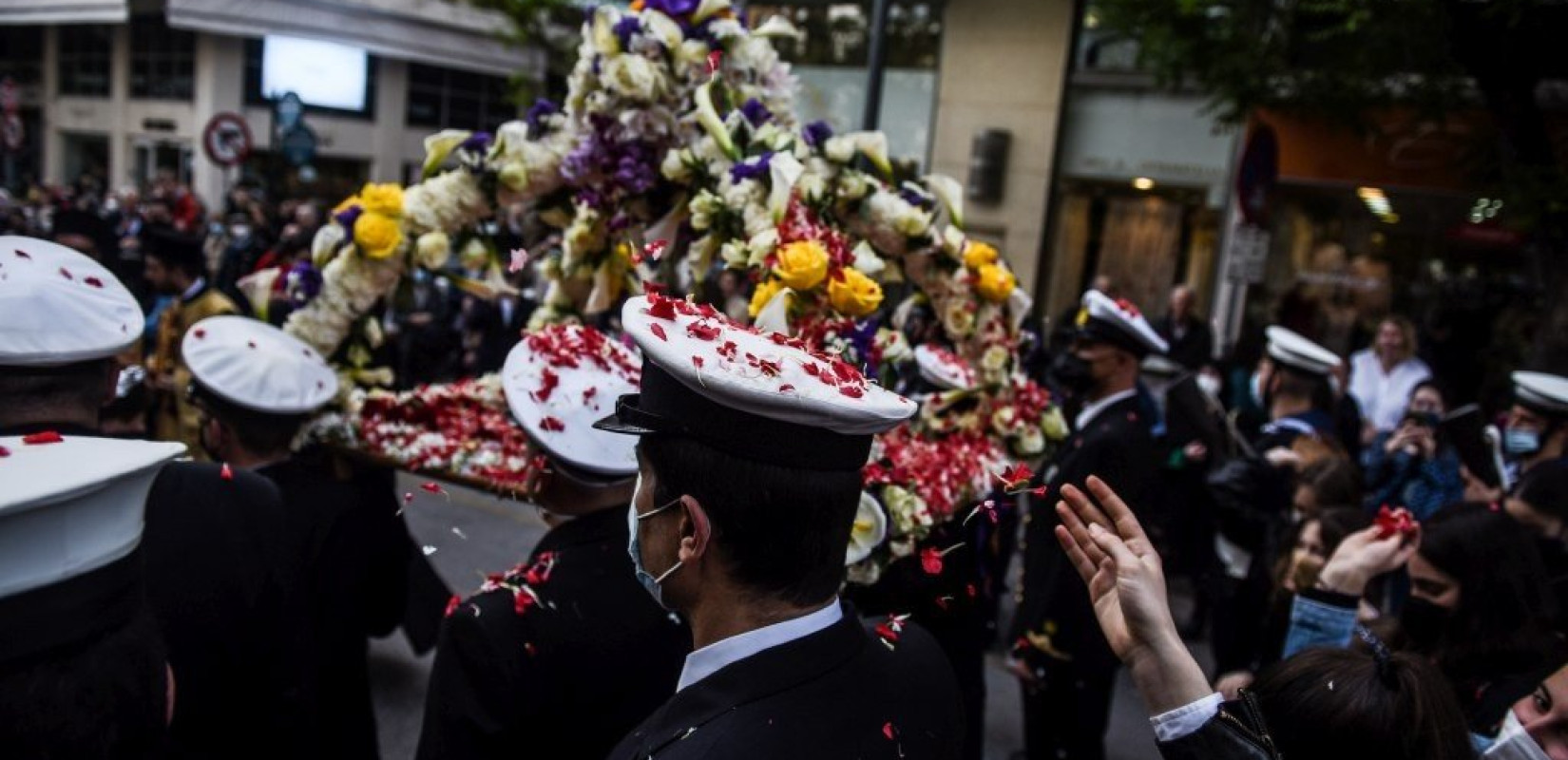 Θεσσαλονίκη: Για πρώτη φορά συνάντηση 5 Επιταφίων στην Αριστοτέλους