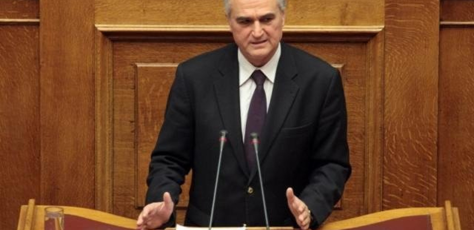 Σάββας Αναστασιάδης: Κυρία Μέρκελ, ελάτε να διαβάσουμε μαζί τη συμφωνία των Πρεσπών!