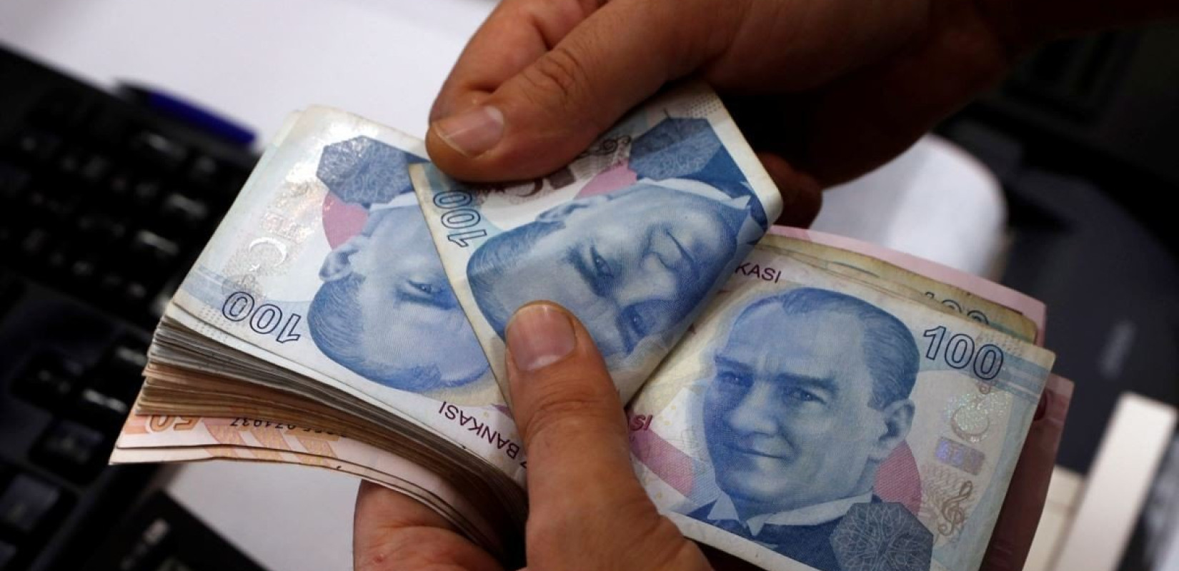 Χιλιάδες Τούρκοι στους δρόμους 