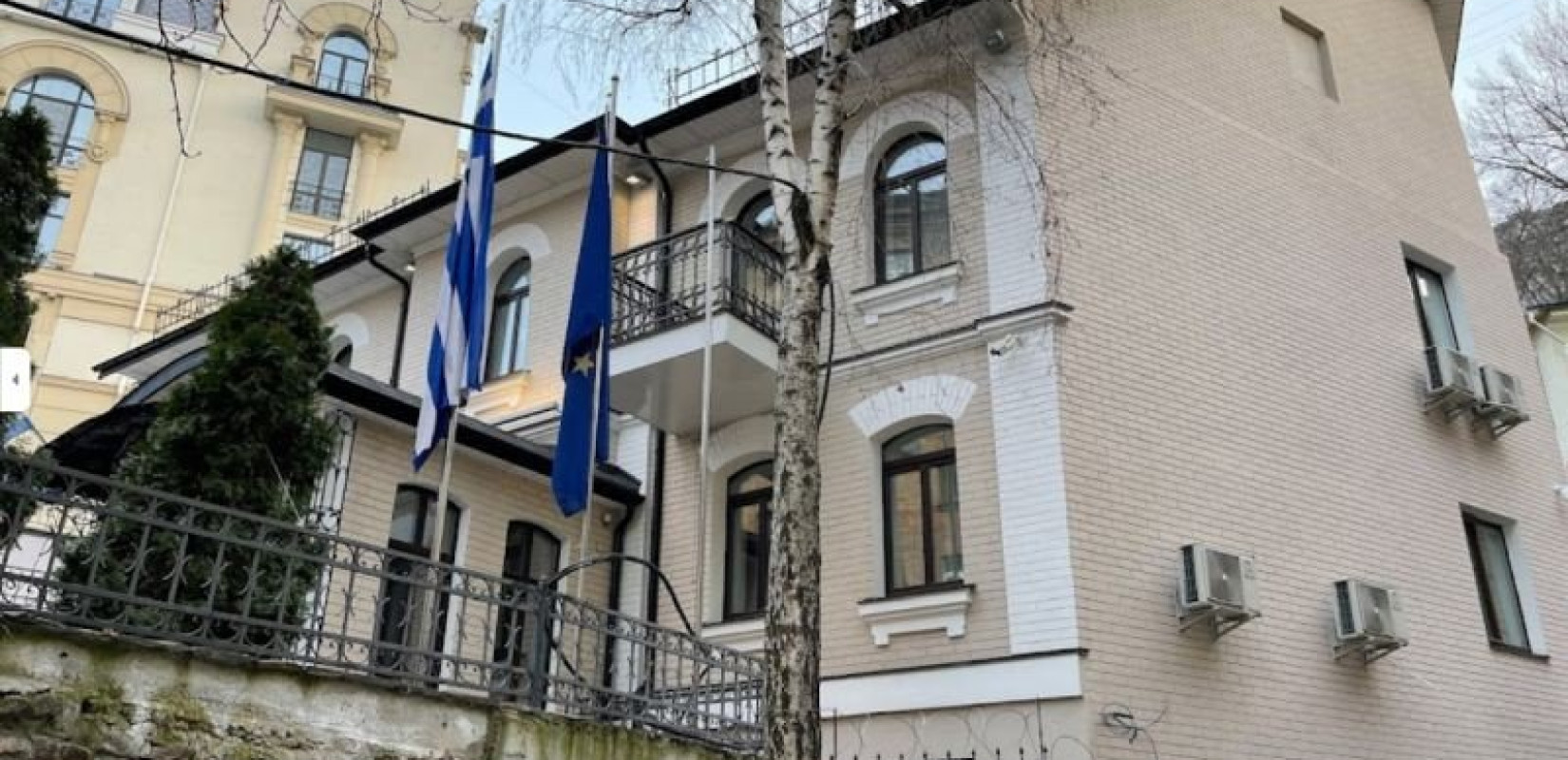 Λειτουργεί ξανά η ελληνική Πρεσβεία στο Κίεβο - Ανέλαβε ως επιτετραμμένος ο Μ. Ανδρουλάκης