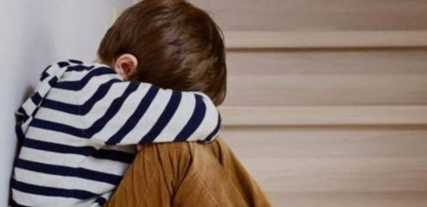 Θεσσαλονίκη: Παιδιά χωρίς αγάπη και φροντίδα – Πώς η εγκατάλειψη συνιστά ψυχική κακοποίηση και οδηγεί στη βία