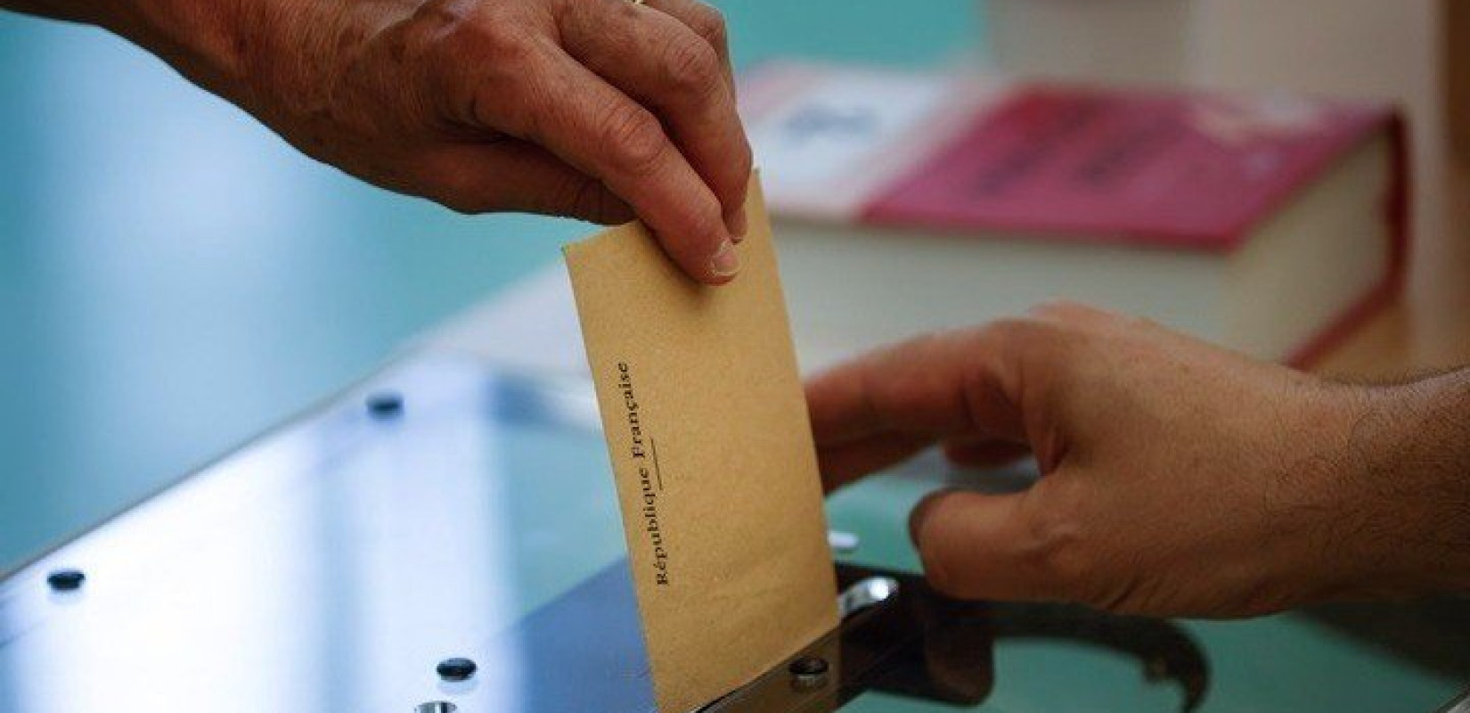 Διαφορά ΝΔ-ΣΥΡΙΖΑ στο 7,3% δίνει δημοσκόπηση της Marc (βίντεο)