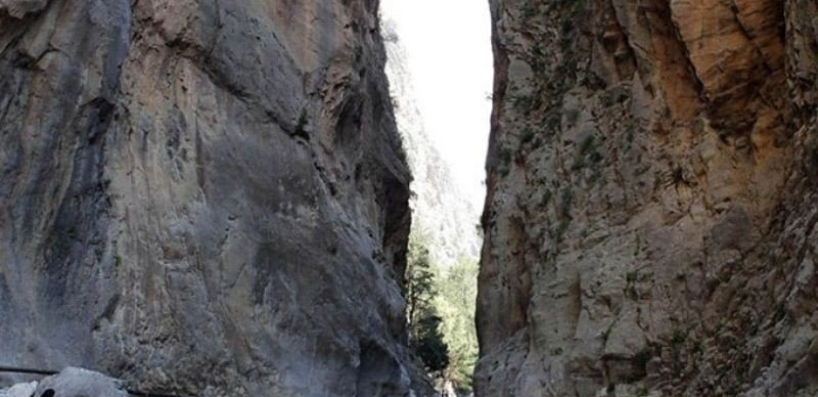 Φαράγγι Σαμαριάς: Μάχη για τη ζωή του δίνει ο 45χρονος τουρίστας - «Έχει χάσει πολύ αίμα», λένε οι γιατροί