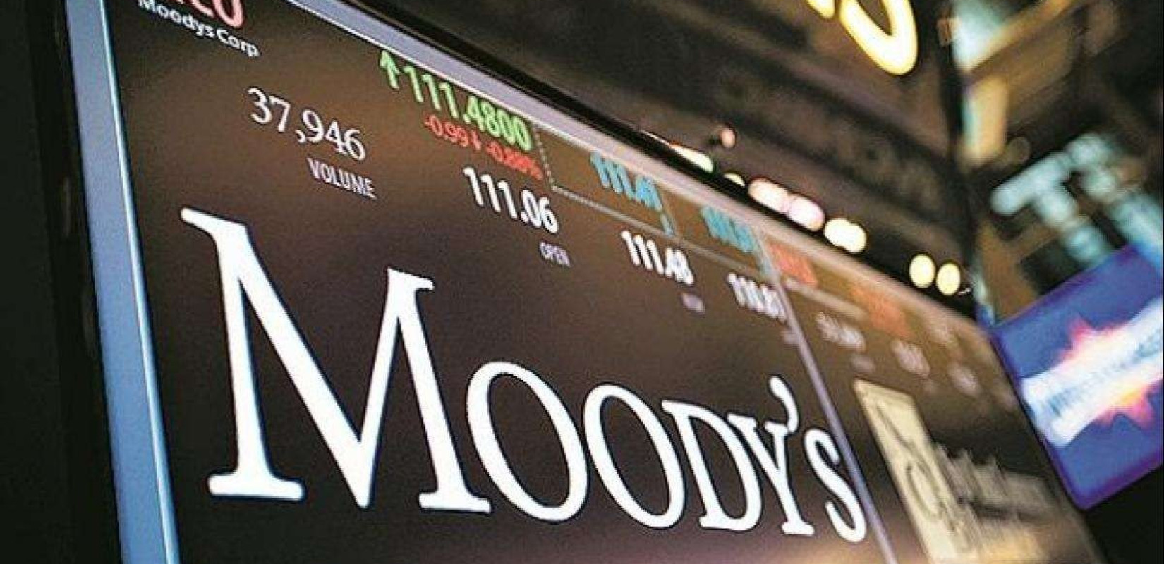 Σε αναμονή για την Moodys τα ελληνικά ομόλογα