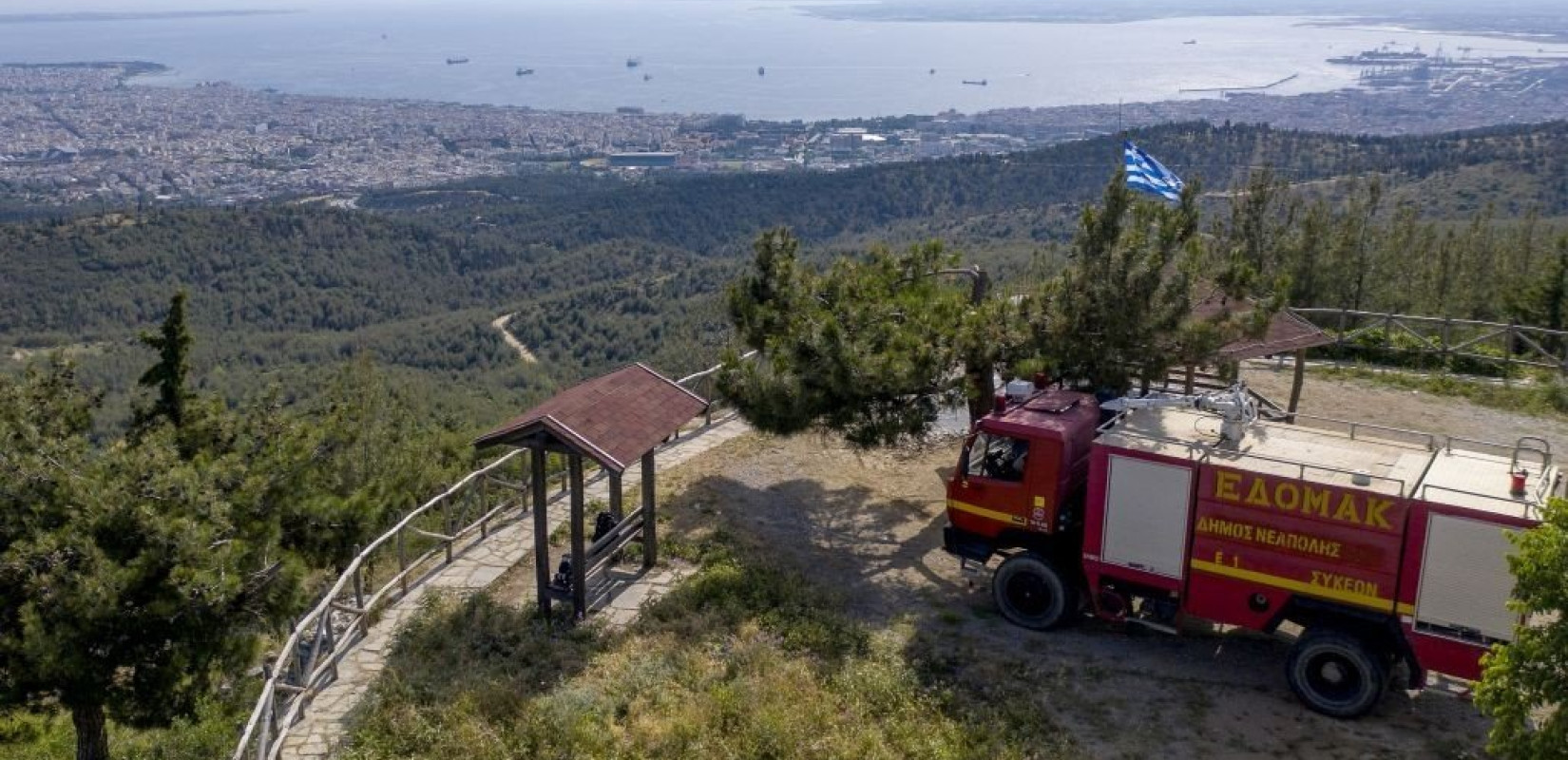 Σέιχ Σου: "Καθαρίζει" τον Ιούλιο από τόνους καύσιμης ύλης - Σαρώνονται και δασικοί δρόμοι