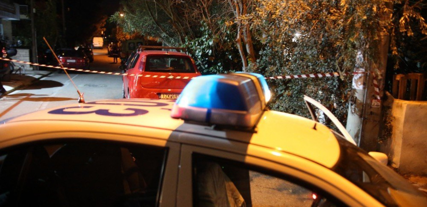 Επίθεση του Ρουβίκωνα με μπογιές στην πρεσβεία των ΗΠΑ