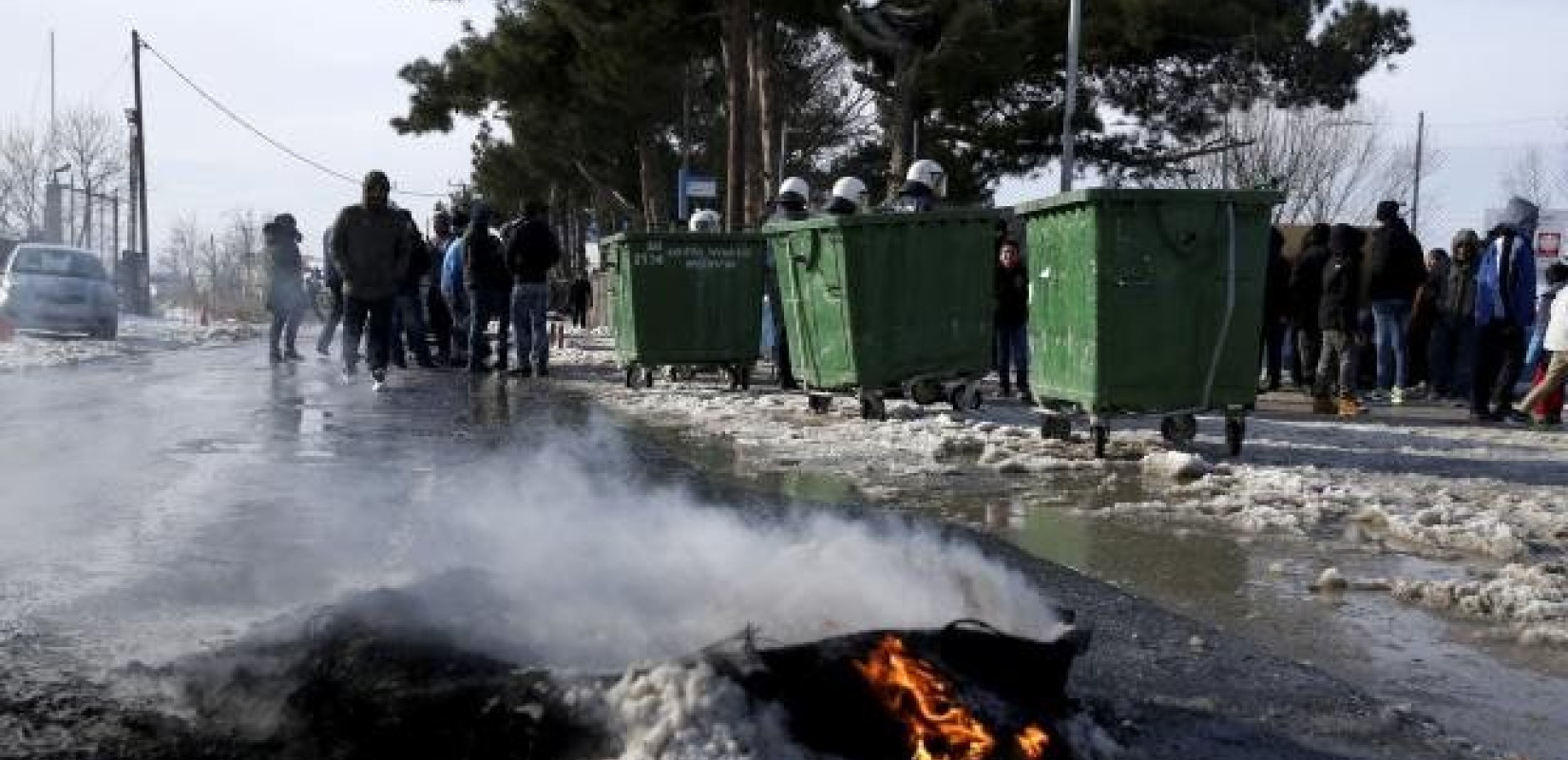 Θεσσαλονίκη: Ένταση στη διάρκεια διαμαρτυρίας προσφύγων στα Διαβατά