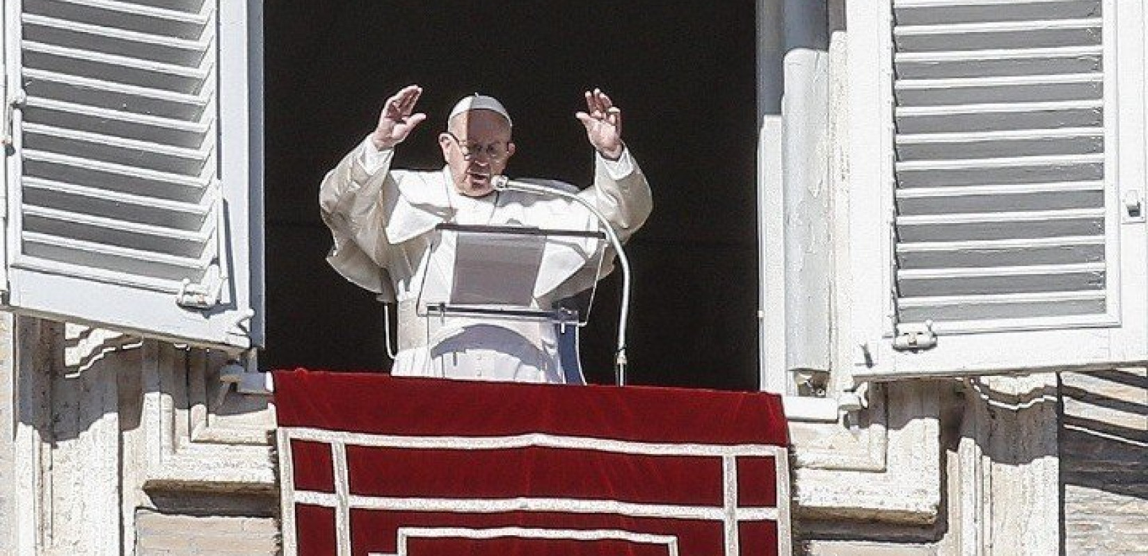 Την έλλειψη ενότητας στον κόσμο στιγμάτισε ο Πάπας