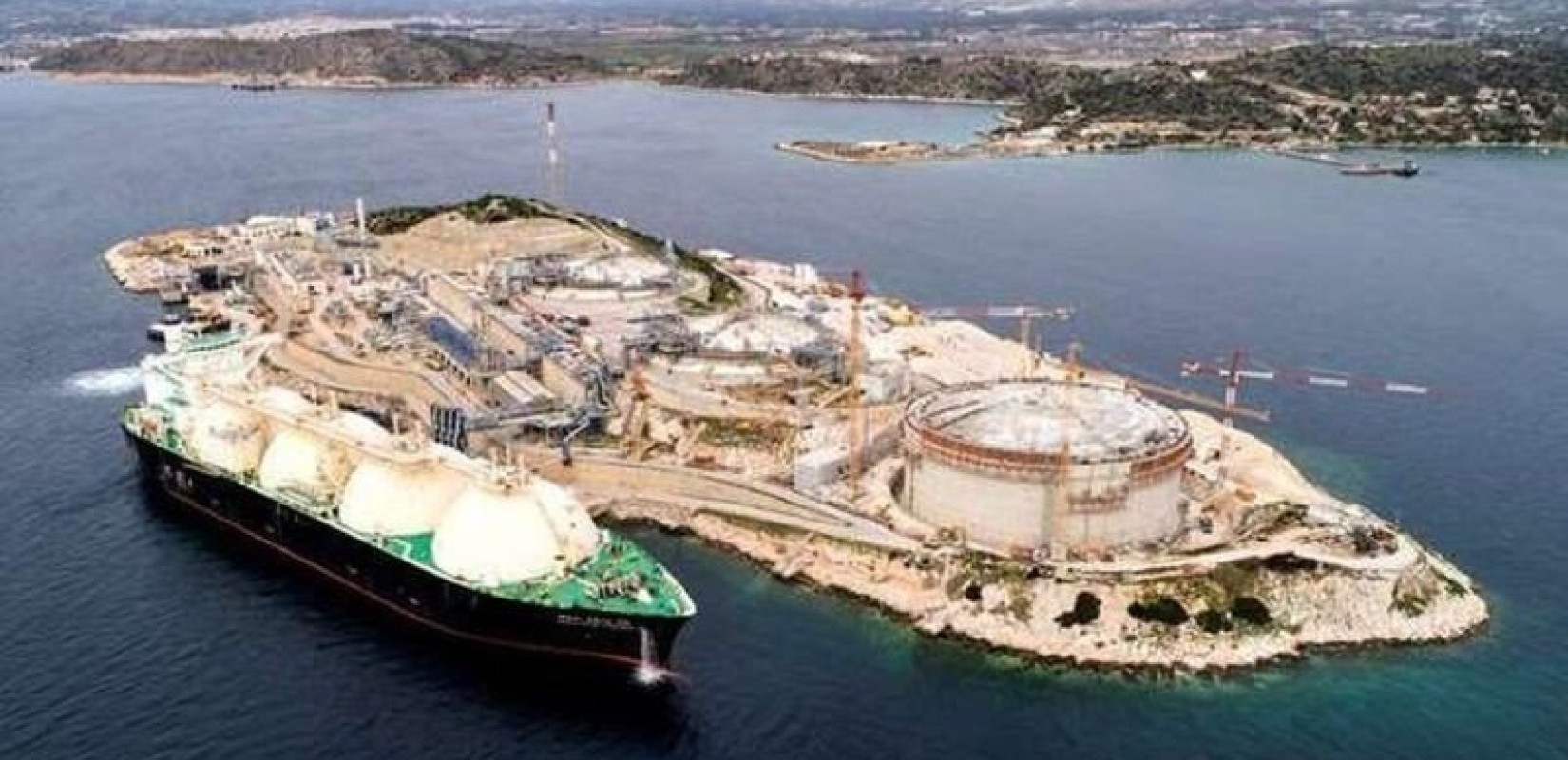 Μέχρι και τον Αύγουστο η Ρεβυθούσα υποδέχθηκε 30 δεξαμενόπλοια με αμερικανικό LNG