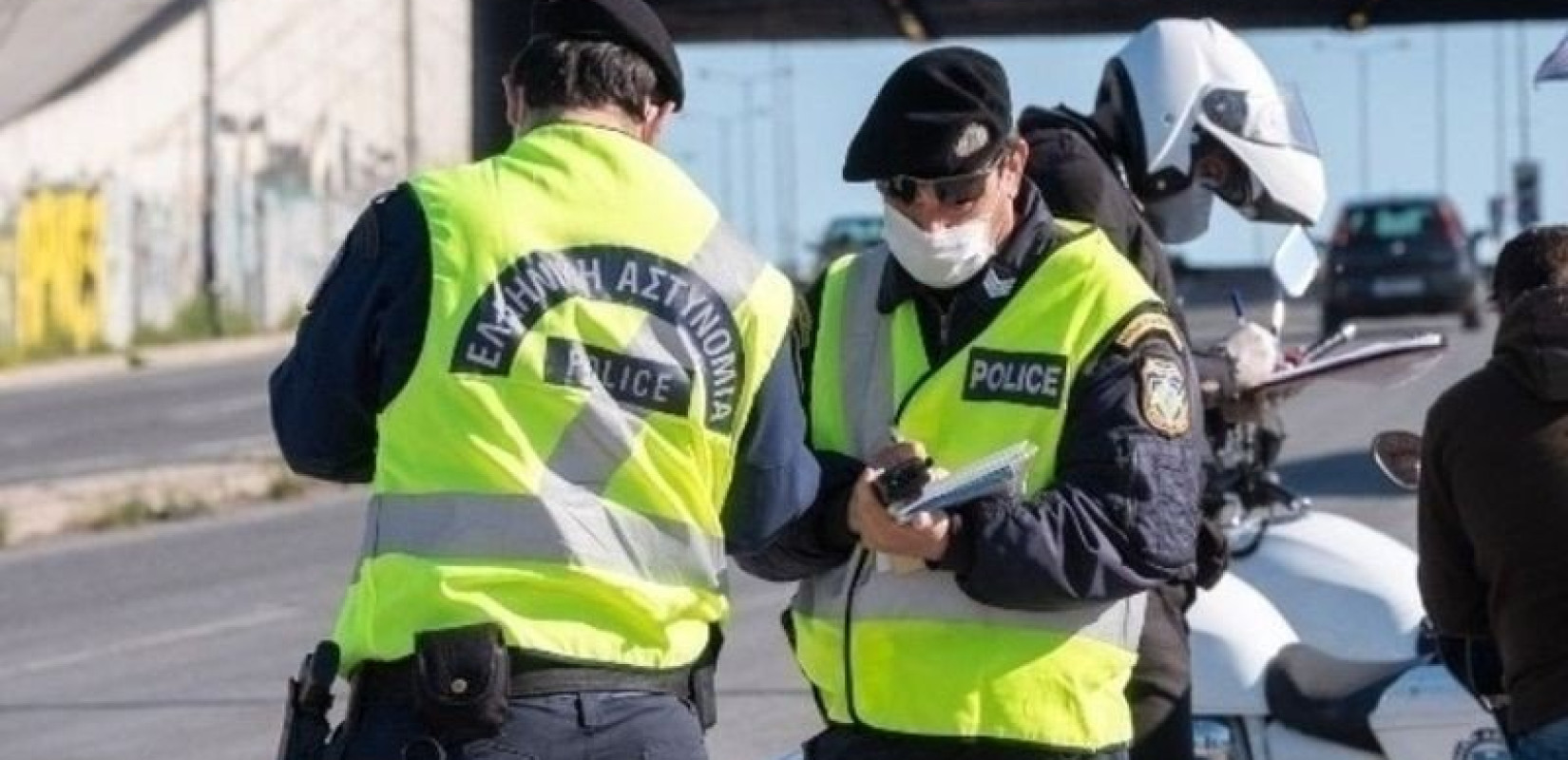 Σχεδόν 23.000 παραβάσεις βεβαιώθηκαν από την Τροχαία την περασμένη εβδομάδα - 2.983 πρόστιμα στη Θεσσαλονίκη 