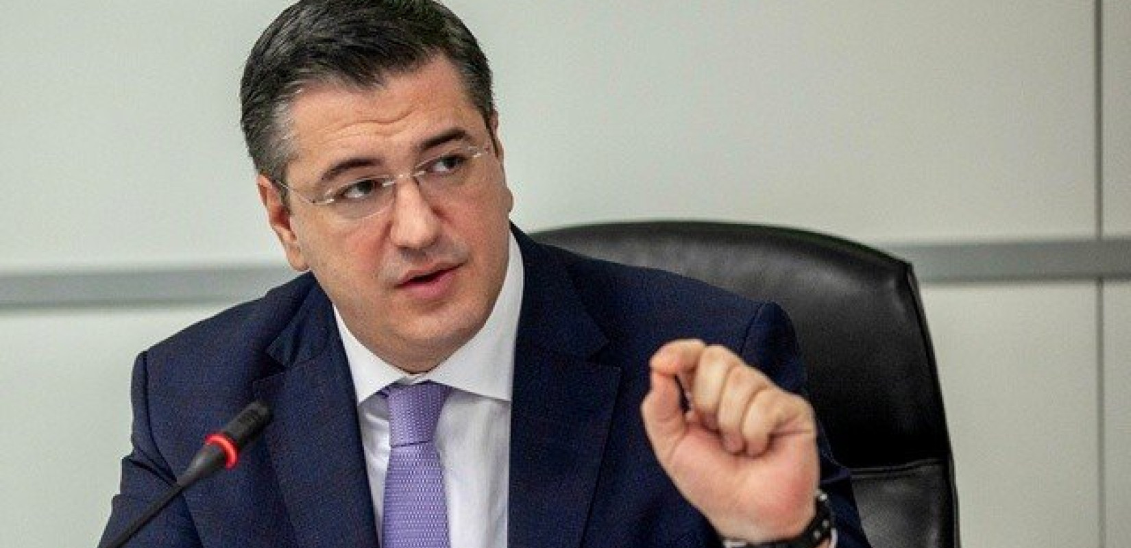 Ακραία πρόκληση των Τούρκων: Κρατούμενος επί έξι ώρες στη Σμύρνη ο Απόστολος Τζιτζικώστας!