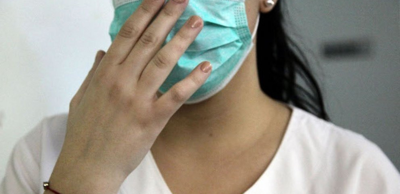 Χριστούγεννα με «κοκτέιλ» από ιογενείς λοιμώξεις - Τα μέτρα αυτοπροστασίας που προτείνουν οι ειδικοί