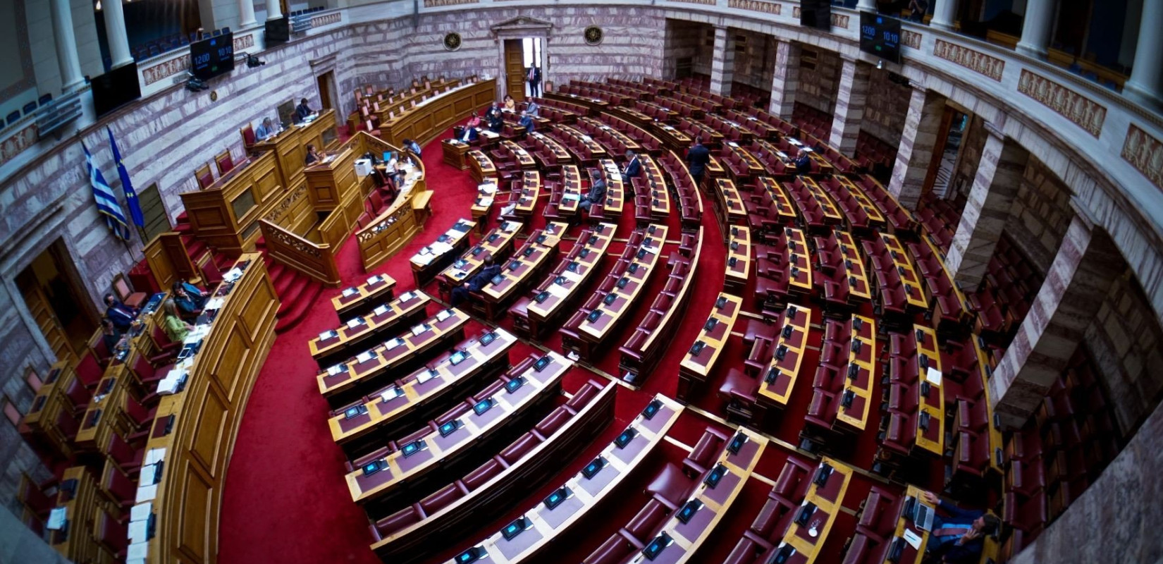 Βουλή: Ονομαστική ψηφοφορίας ζήτησαν ΠΑΣΟΚ και ΚΚΕ για τις υπηρεσίες ύδατος