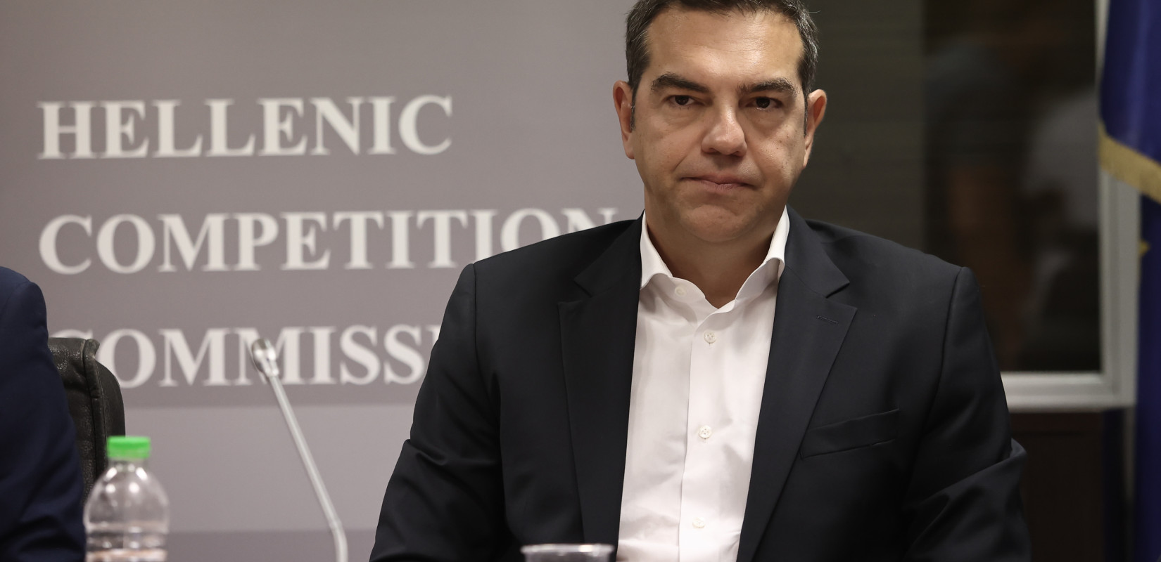 Πολιτική θύελλα: Επίθεση Τσίπρα σε Μητσοτάκη, όλα στο φως λέει το ΠΑΣΟΚ