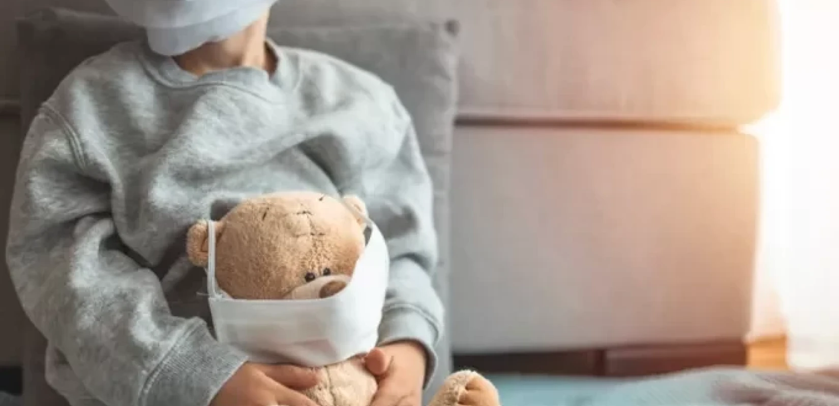 Παιδίατροι: Βιώνουμε ήδη την τριδημία - «Έκρηξη» ιώσεων σε παιδιά