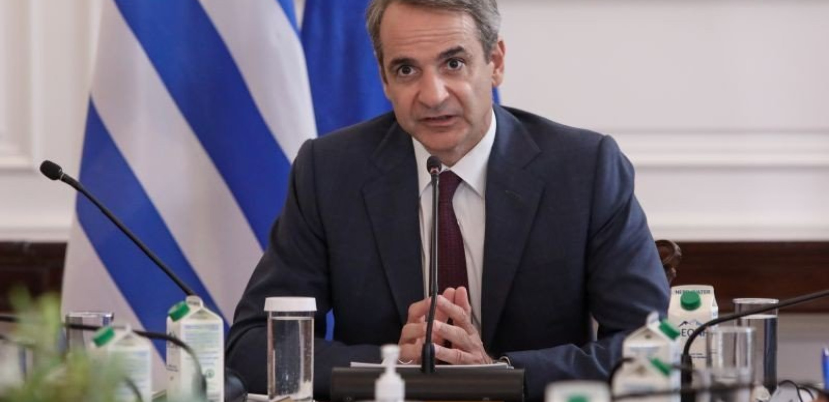 Η κυβέρνηση μετράει τις αντιδράσεις και αλλάζει την ατζέντα
