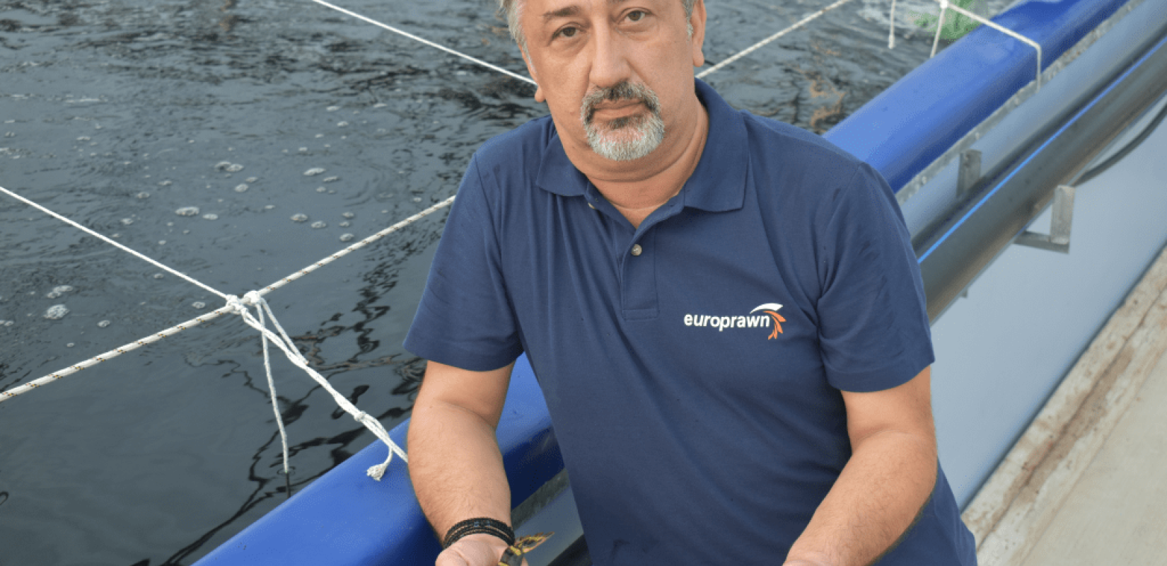 Γύρισε από την Αυστραλία 40 χρόνια μετά και δημιούργησε την πρώτη μονάδα εκτροφής γαρίδας στην Ελλάδα