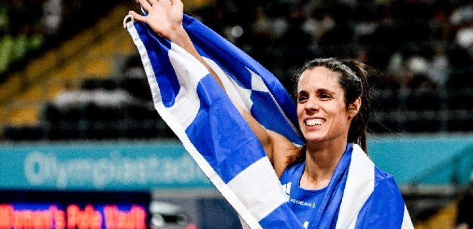 Θερμή υποδοχή-έκπληξη στην Στεφανίδη (βίντεο)