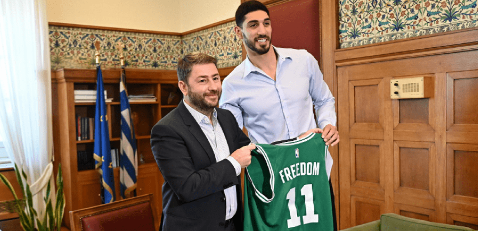 Στην Αθήνα ο Ενές Καντέρ, συναντήθηκε με Ανδρουλάκη και Αρχιεπίσκοπο Ιερώνυμο (φωτ.)