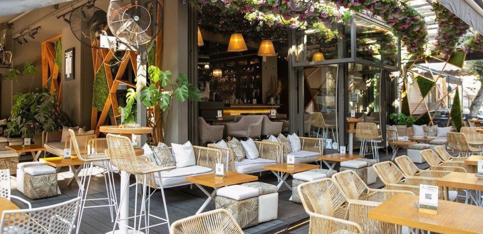 Ntemek Café Bar: Το αγαπημένο στέκι για έξοδο και διασκέδαση στον Εύοσμο