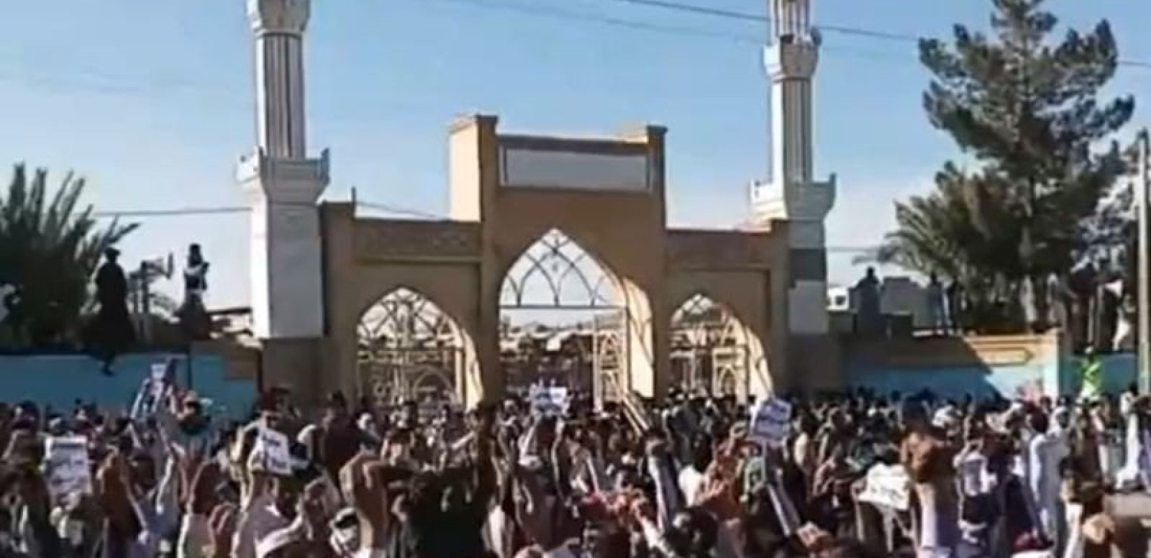 Διαδηλωτές «πλημμύρισαν» ξανά τους δρόμους στο Ιράν (βίντεο)