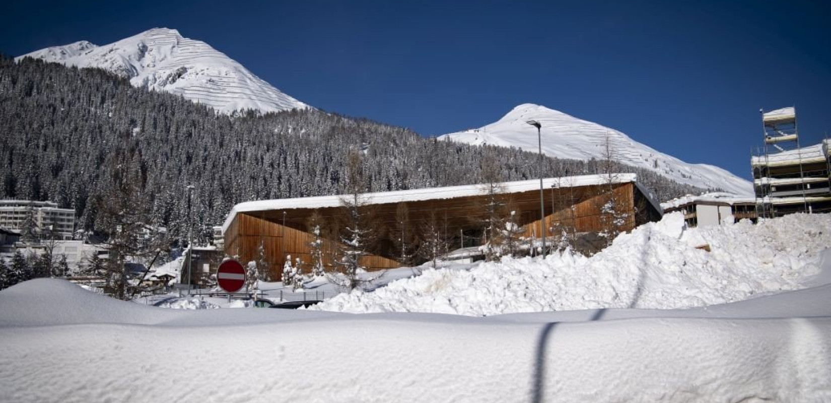 Με ηχηρές απουσίες το φετινό Νταβός