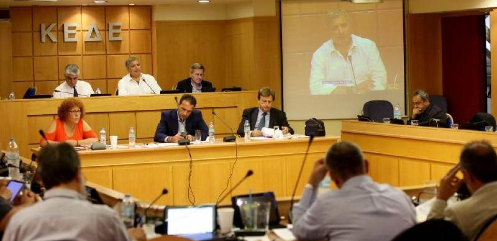 Η τοπική αυτοδιοίκηση καταθέτει προτάσεις για την αναπτυξιακή επανεκκίνηση της χώρας