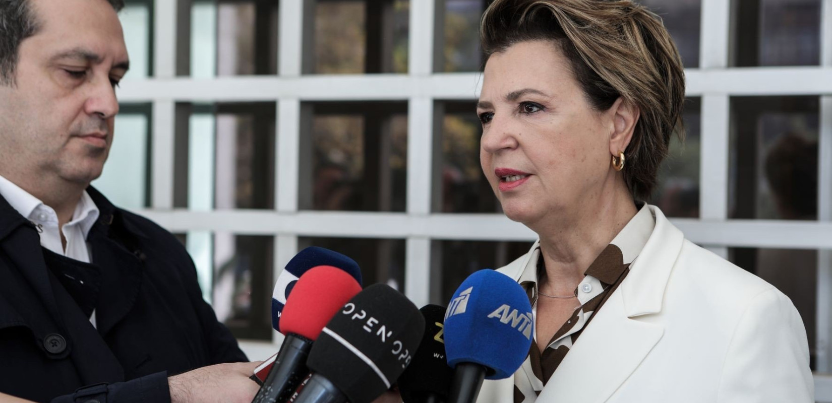 Ό. Γεροβασίλη: Πρωτοφανές να ζητάει ο πρόεδρος της ΑΔΑΕ να ενημερώσει και να του το απαγορεύουν