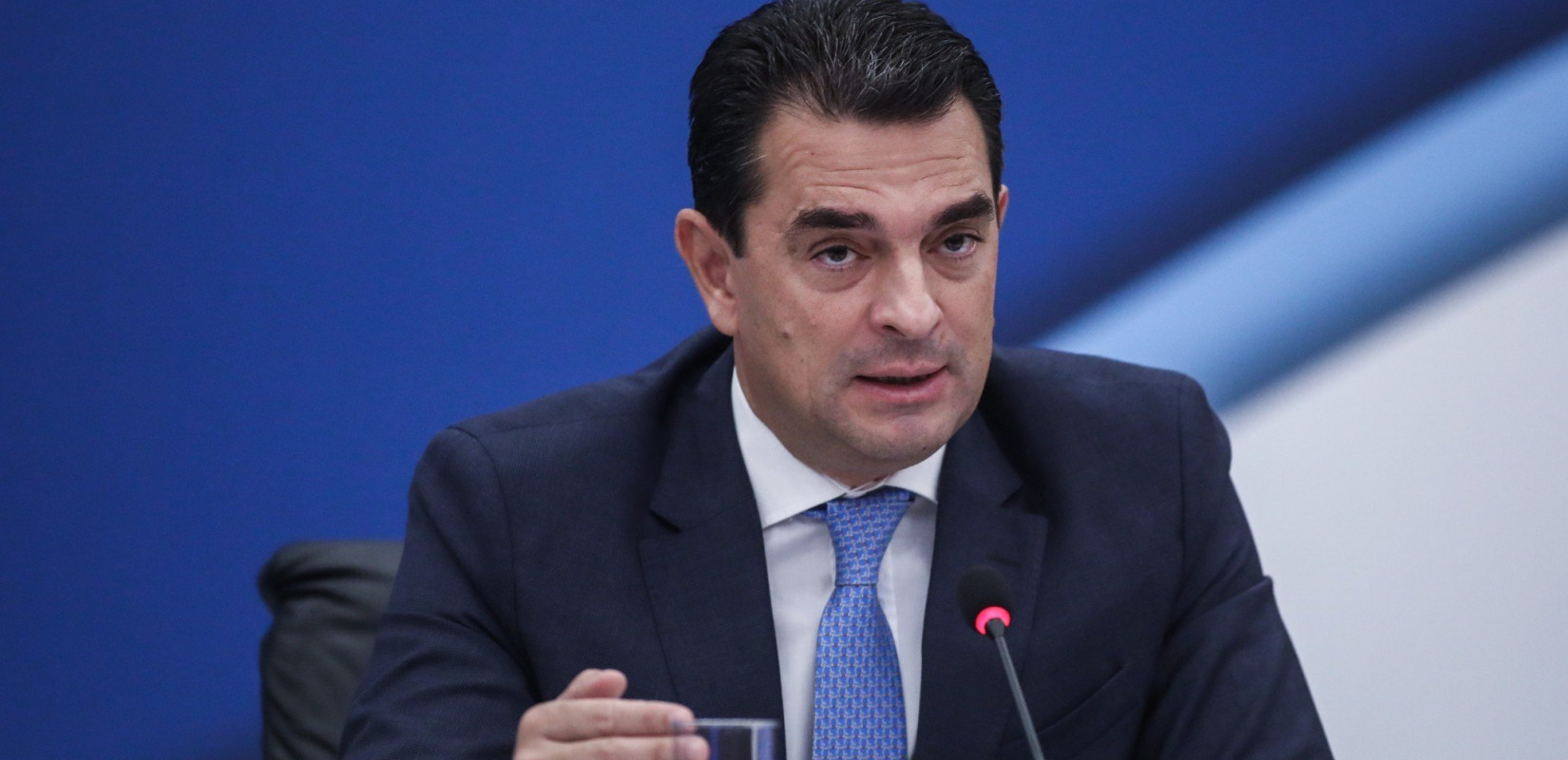 K. Σκρέκας: Έχουν μειωθεί οι τιμές μέχρι σήμερα σε 213 προϊόντα - Στόχος να ξεπεράσουν τα 500