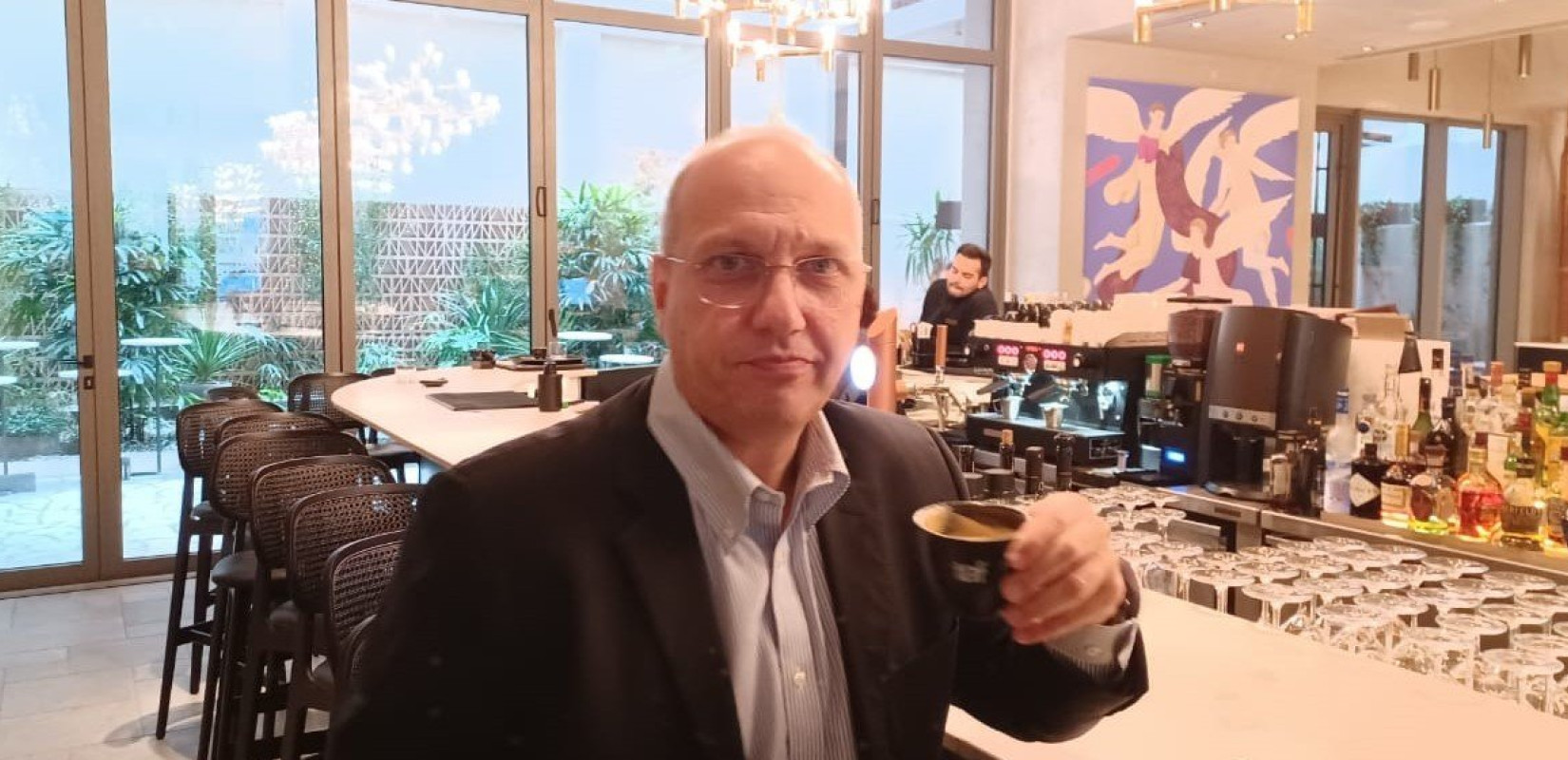 «Πρωινός Καφές» με τον κυβερνητικό εκπρόσωπο Γιάννη Οικονόμου (βίντεο)