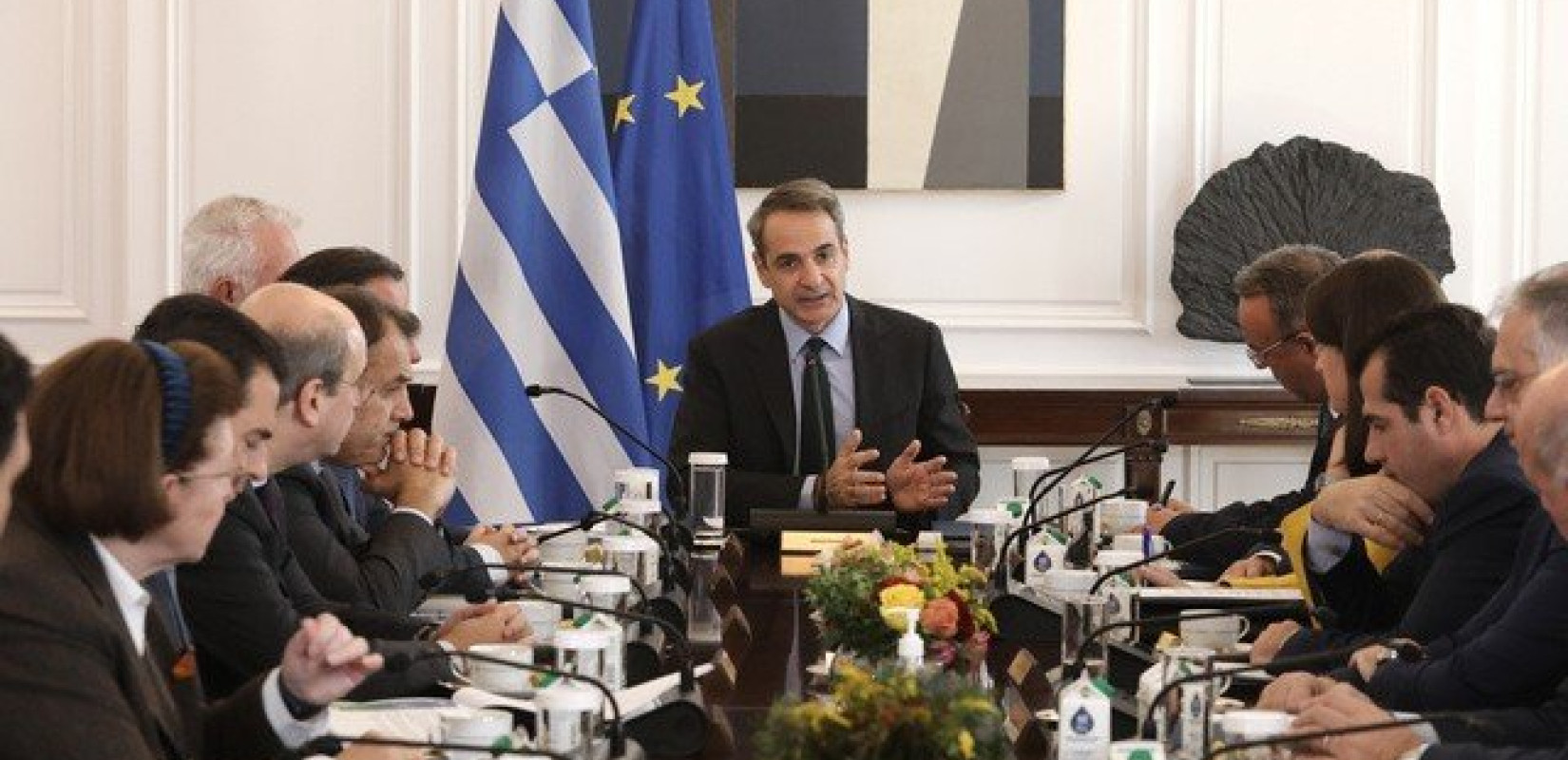 Υπουργικό Συμβούλιο: Νέος κατώτατος μισθός και αξιολόγηση στο δημόσιο, πρώτα στην ατζέντα