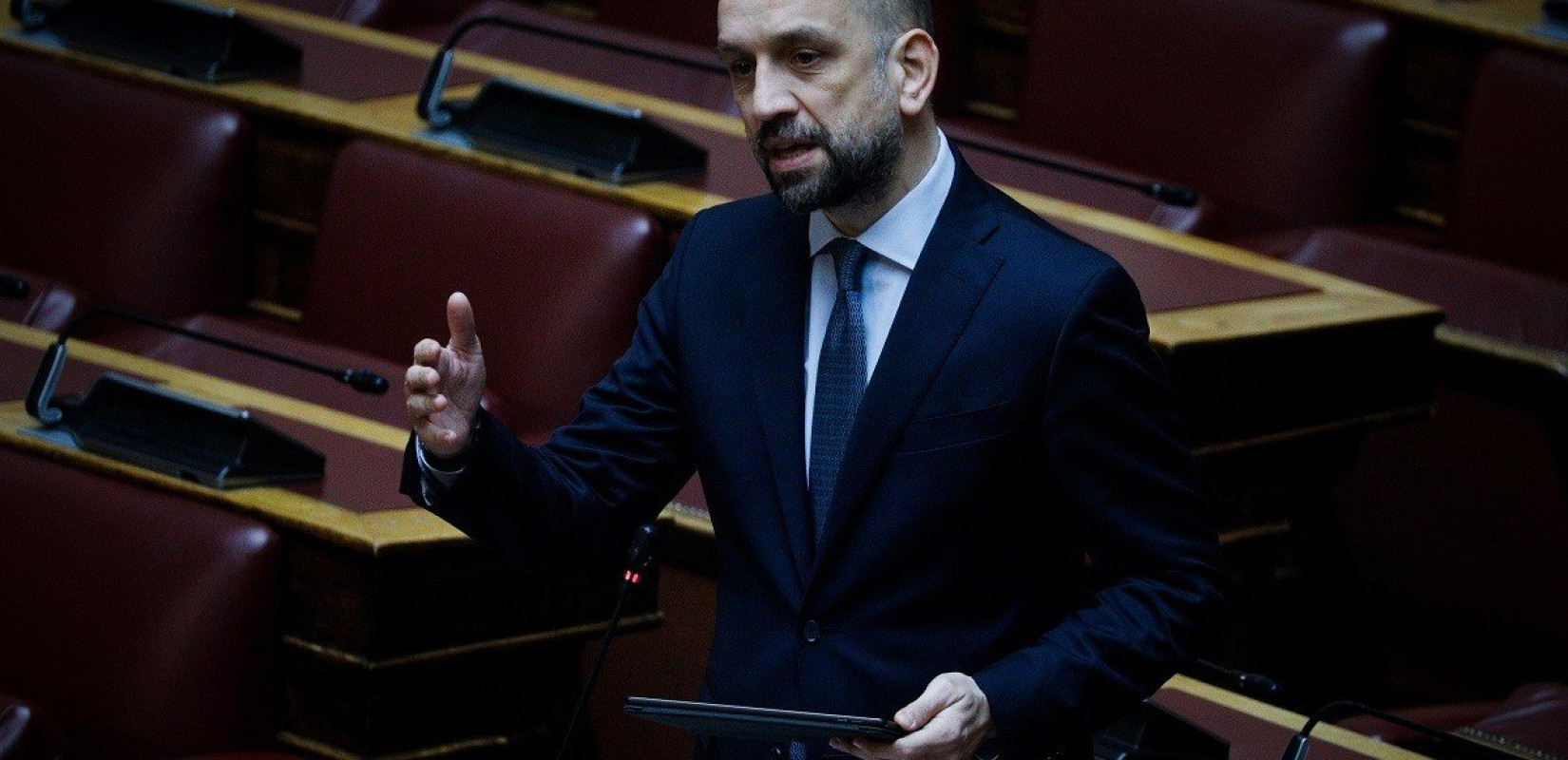 Βουλή-Μπάρκας: Με 20 ευρώ της Καϊλή θα είχε σωθεί ο 16χρονος Ρομά